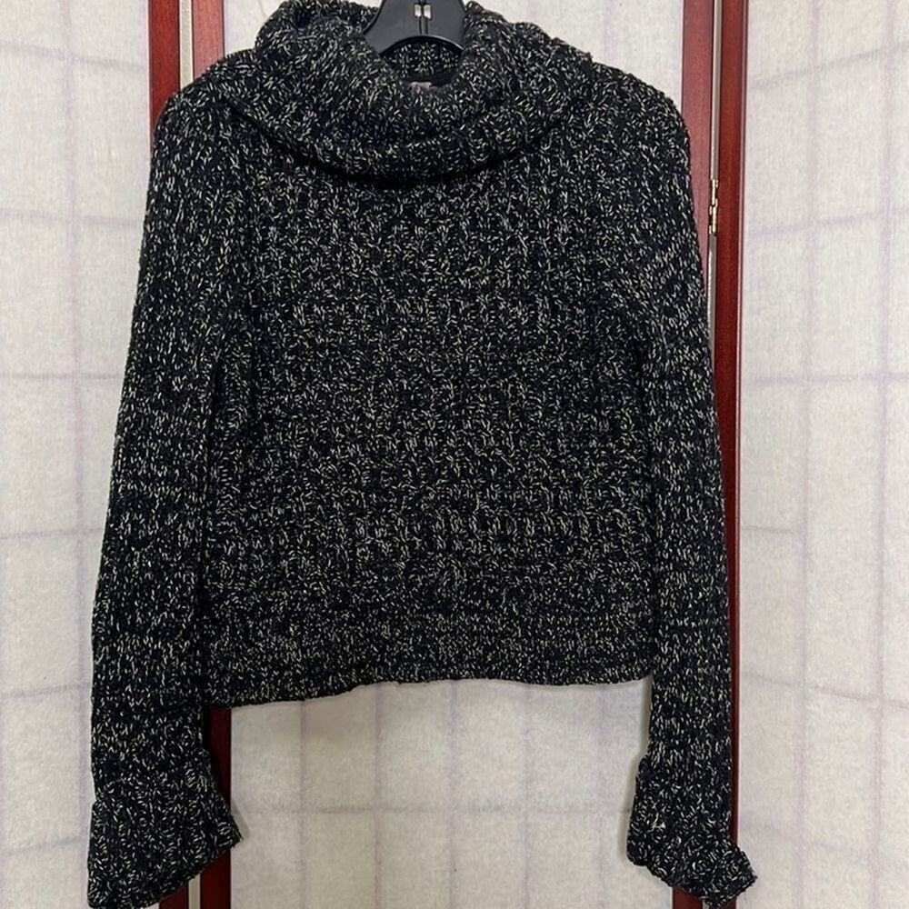 FREE PEOPLE ANTHROPOLOGIE KNIT SWEATER SIZE S/P‎